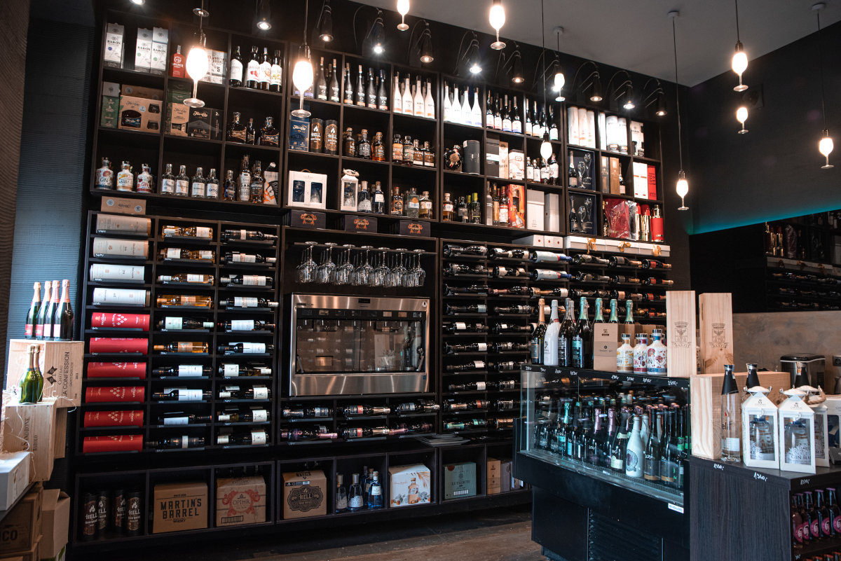 Premier Wines & Spirits Lounge